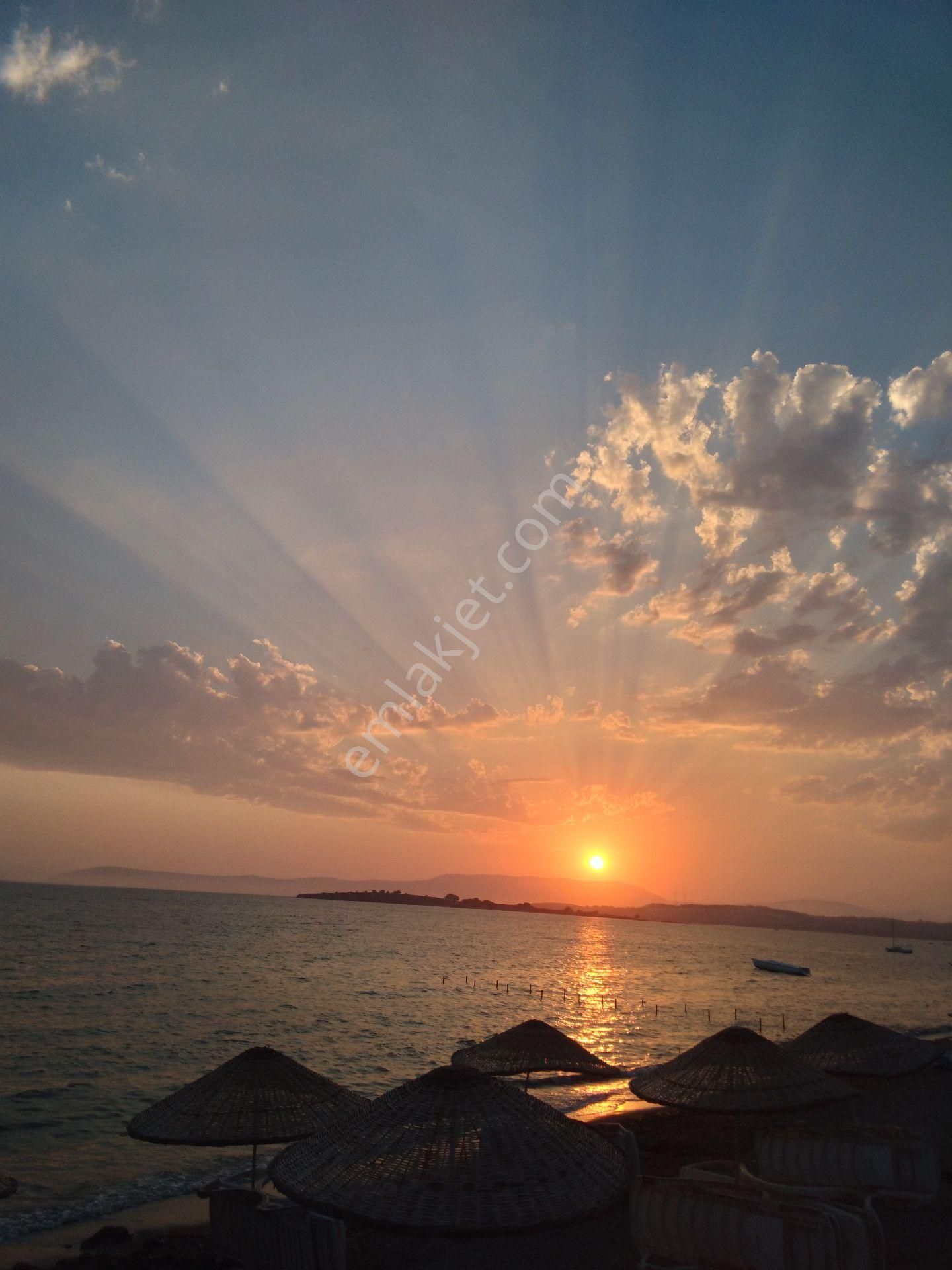 Akarcada Havuzlu Sitede Satılık Villa - Görsel 2