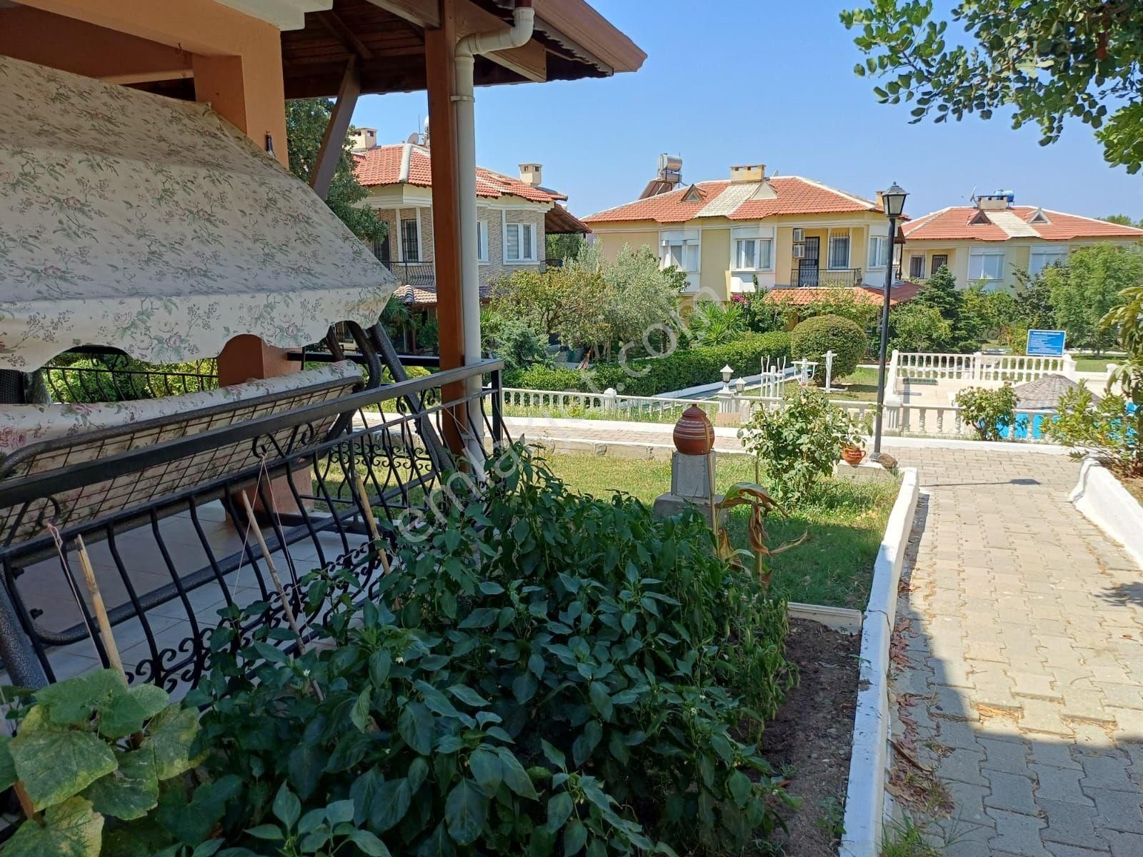 Akarcada Havuzlu Sitede Satılık Villa - Görsel 5