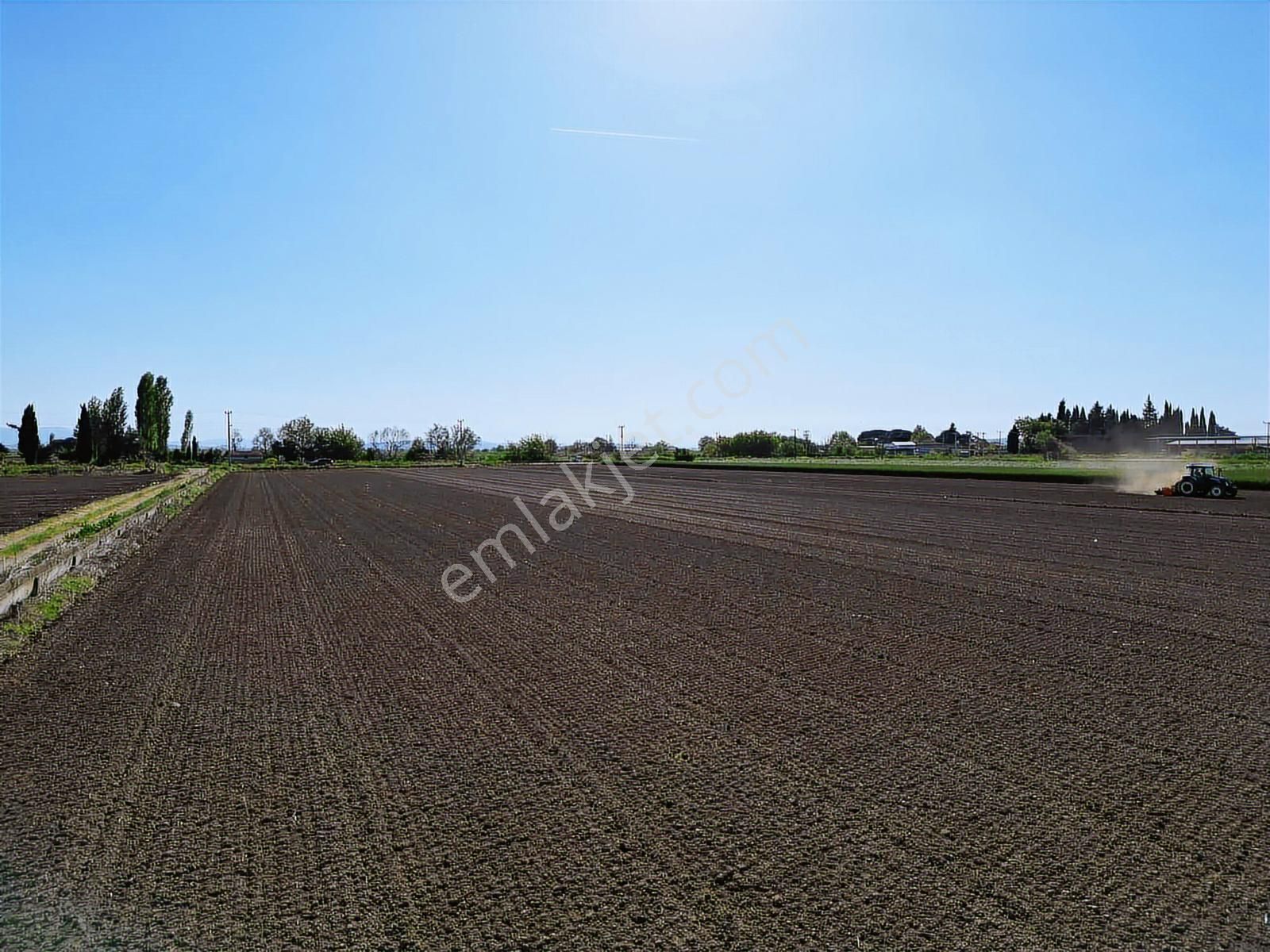 Karacabey Yenisarıbeyde Harika Konumda 31.560 M2 Tarla - Görsel 9