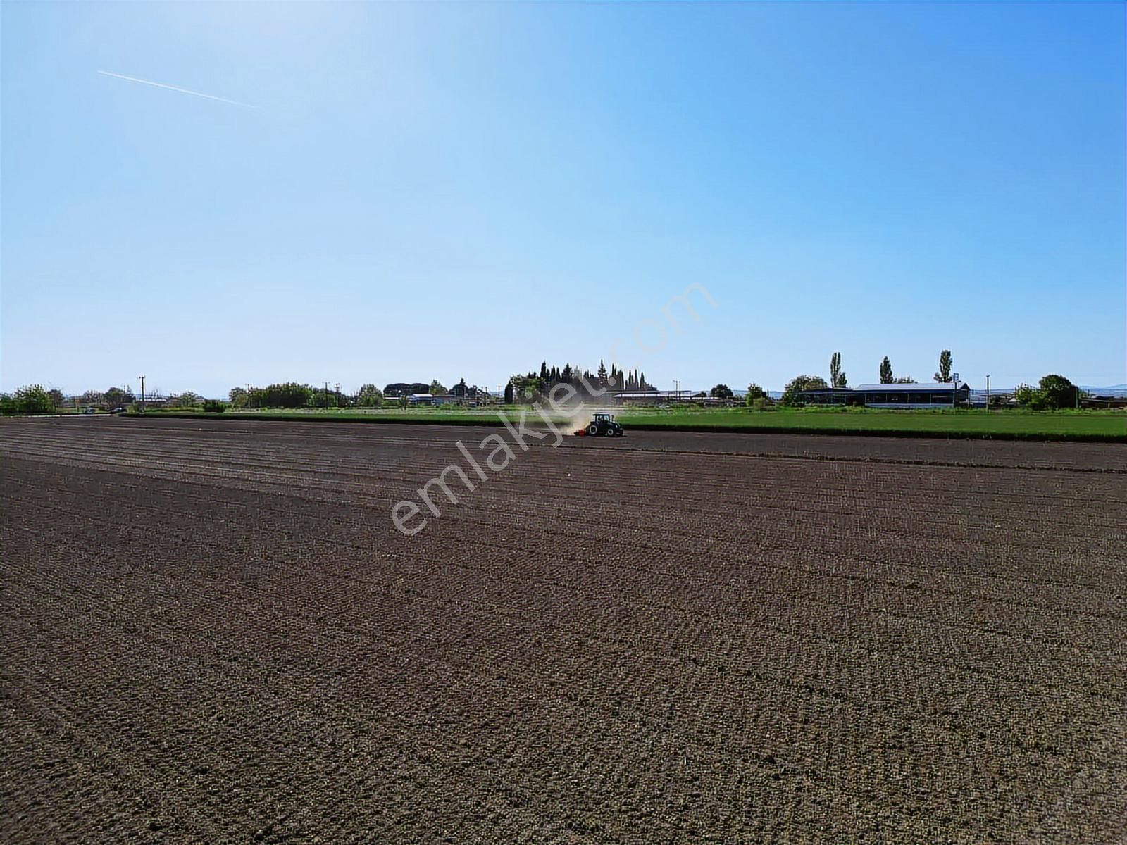 Karacabey Yenisarıbeyde Harika Konumda 31.560 M2 Tarla - Görsel 27