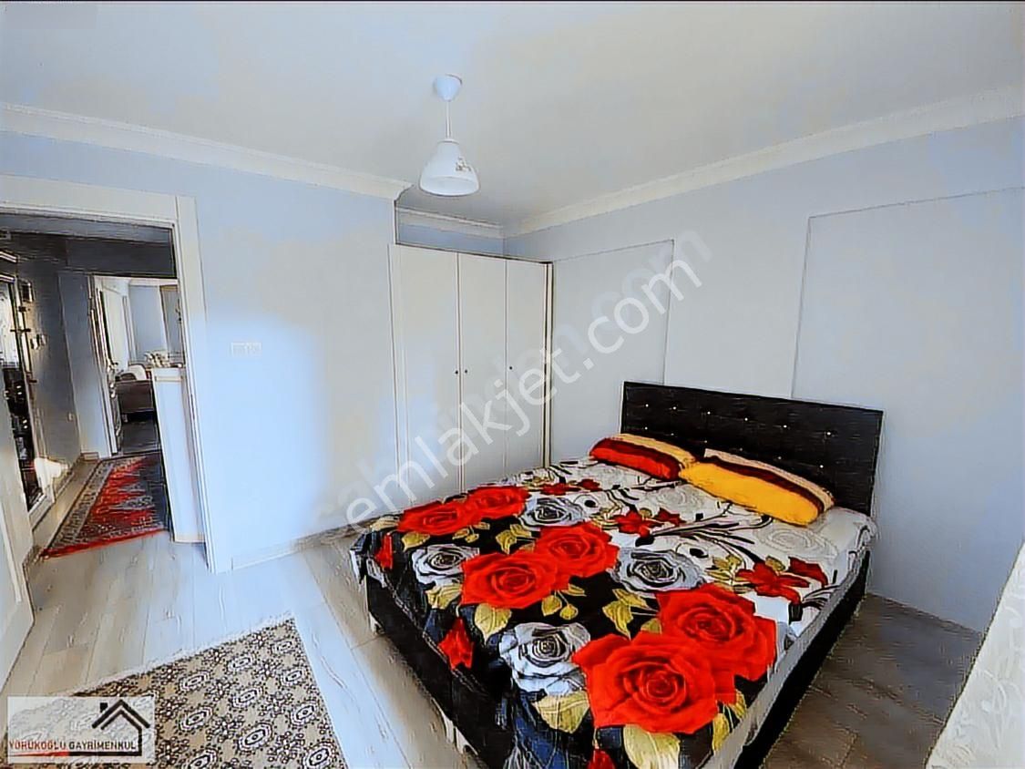 Konak Mahallesinde Metroya Yakın 65 M² 1+1 Kiracılı Yatırımlık - Görsel 2