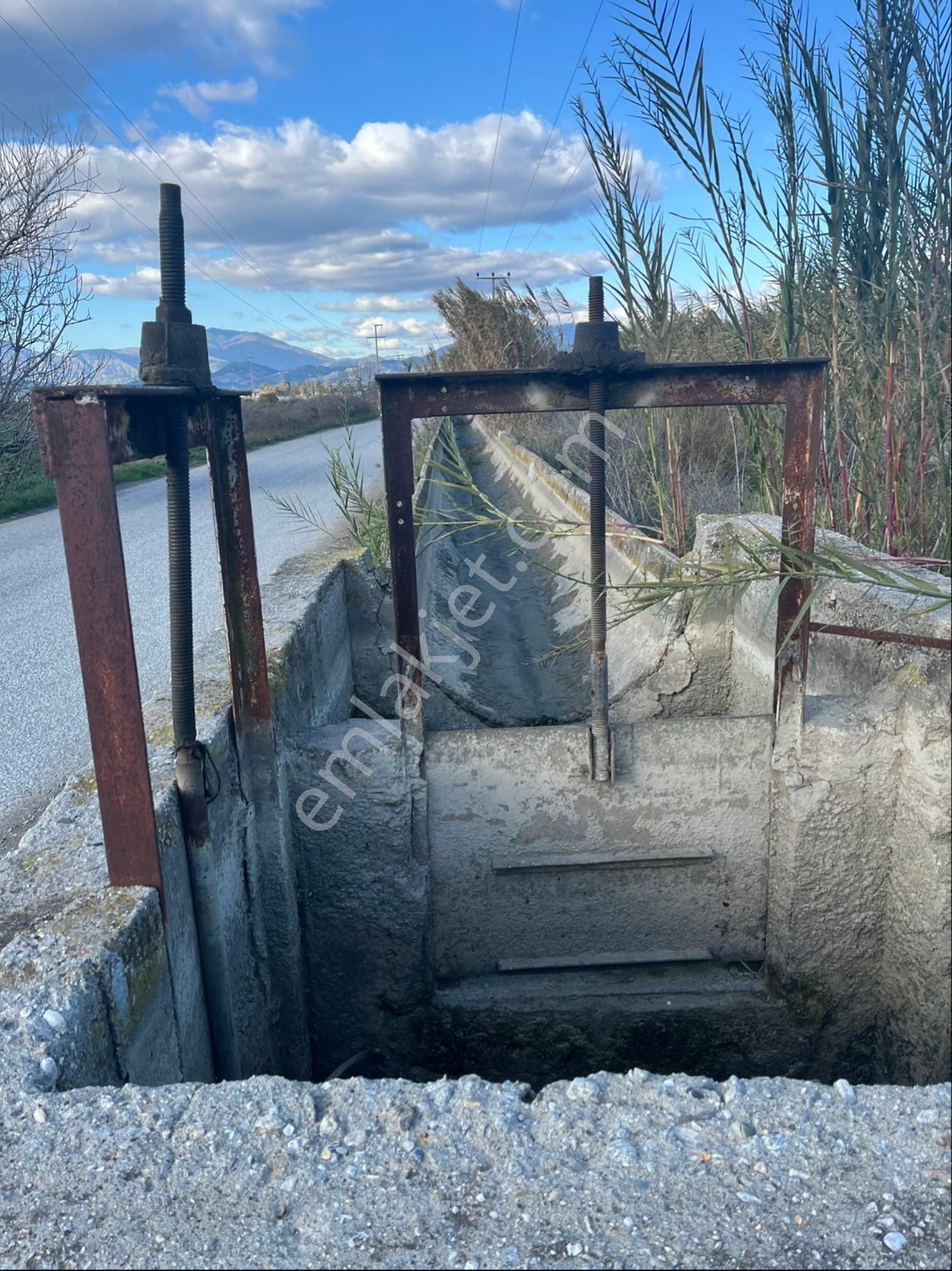 Miray Emlaktan Hamzallı Pirlibey Yolu Üzerinde Satılık Tarla - Görsel 38