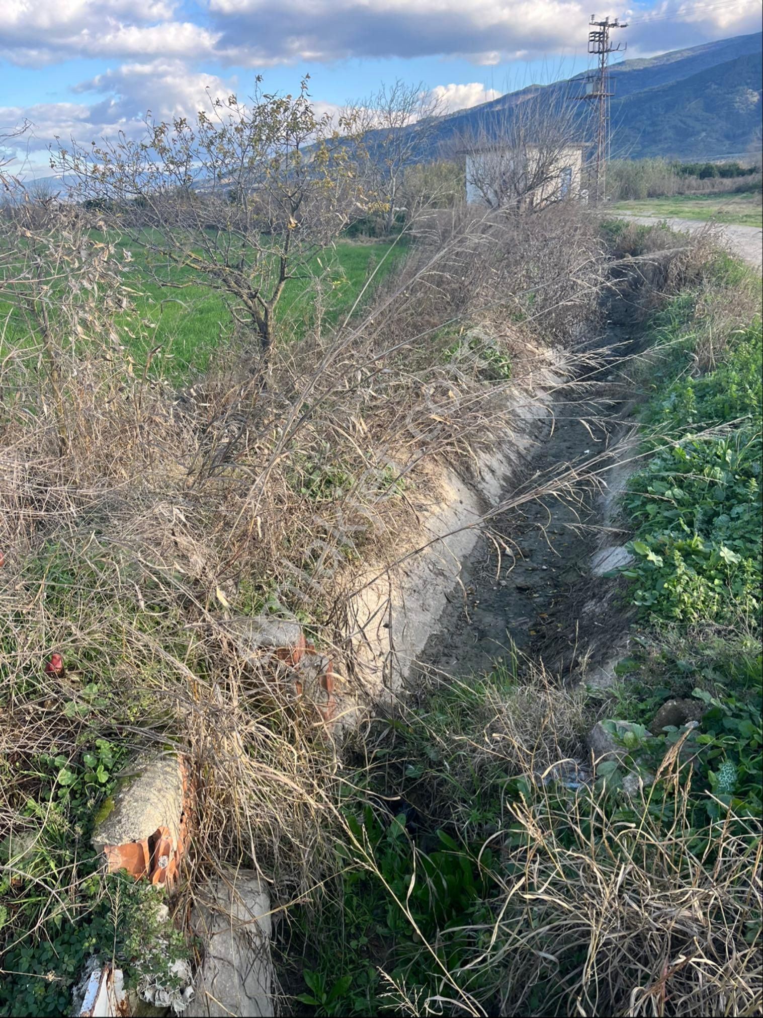 Miray Emlaktan Hamzallı Pirlibey Yolu Üzerinde Satılık Tarla - Görsel 44