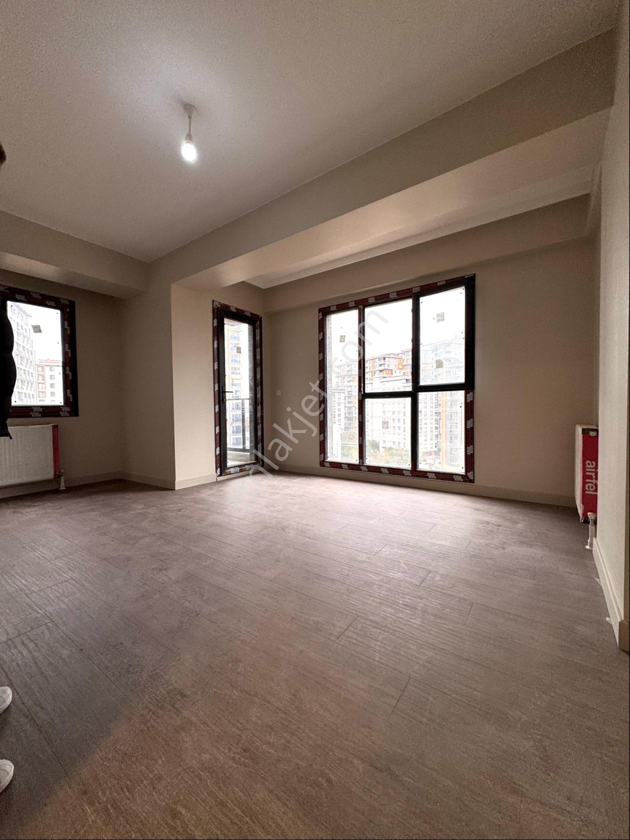 Elaza İnvest’en Göl Marin Sahil Kıyısına Ve Ulaşıma Yürüme Mesafesinde Sıfır Daire