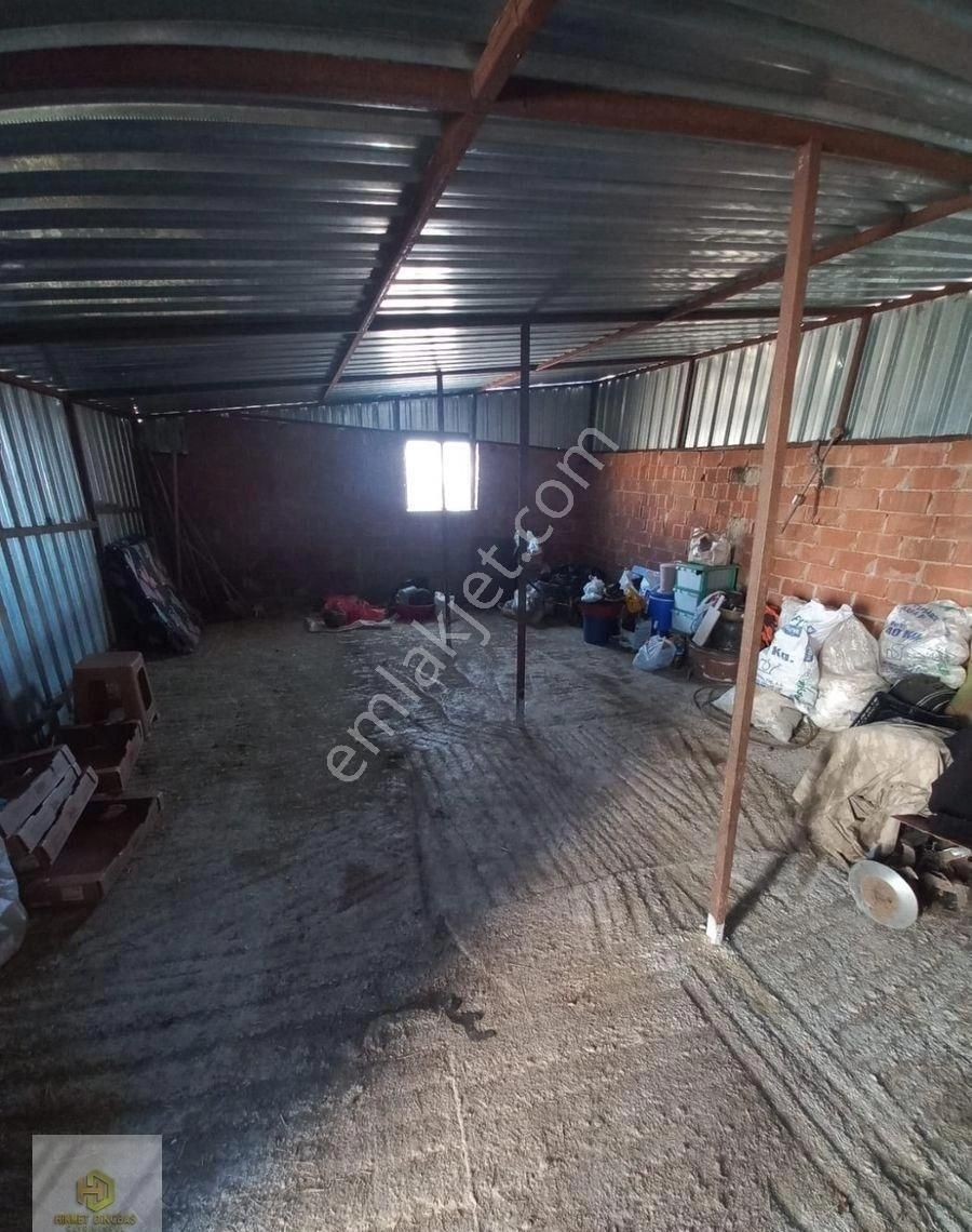 Yarımca Mahallesinde Satılık Müstakil Köy Evi - Görsel 12