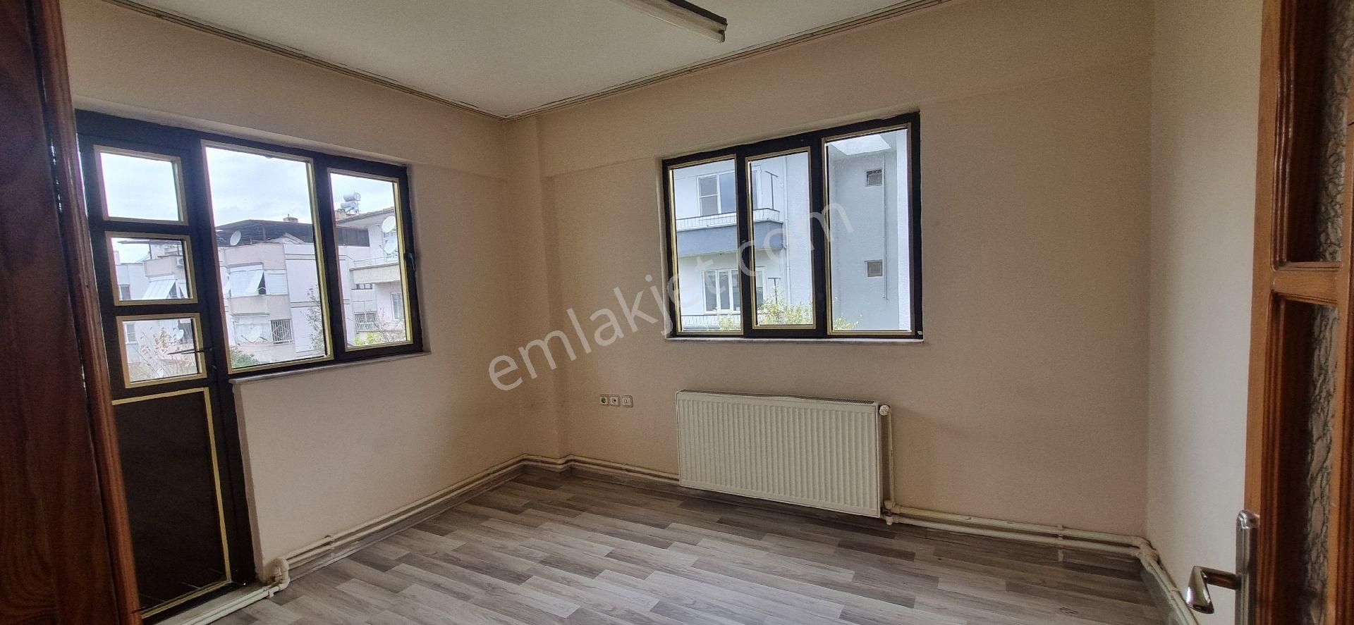 Aydın Nazilli Yöntem Emlaktan Yeni Mahallede Doğalgazlı Kiralık 3+1 - Görsel 14