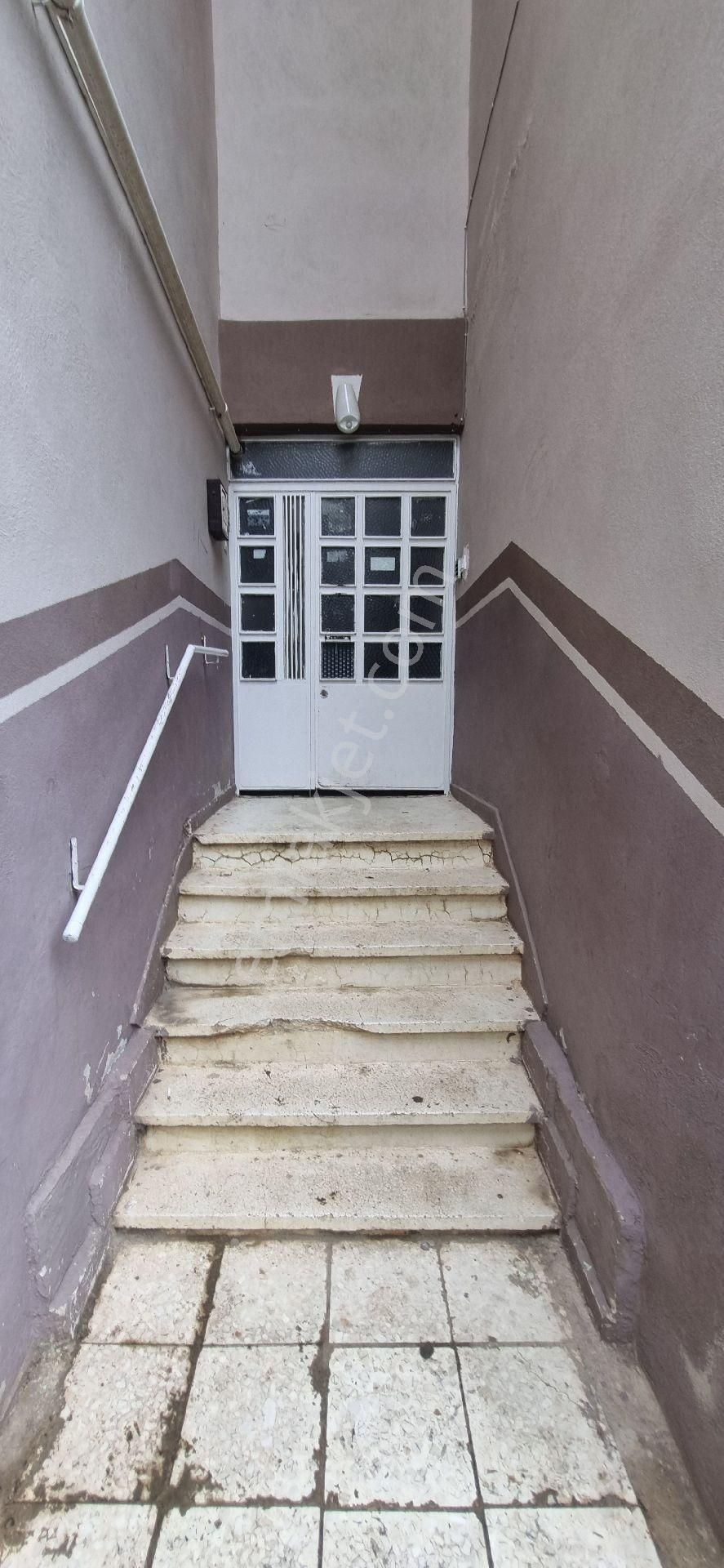 Aydın Nazilli Yöntem Emlaktan Yeni Mahallede Doğalgazlı Kiralık 3+1 - Görsel 4