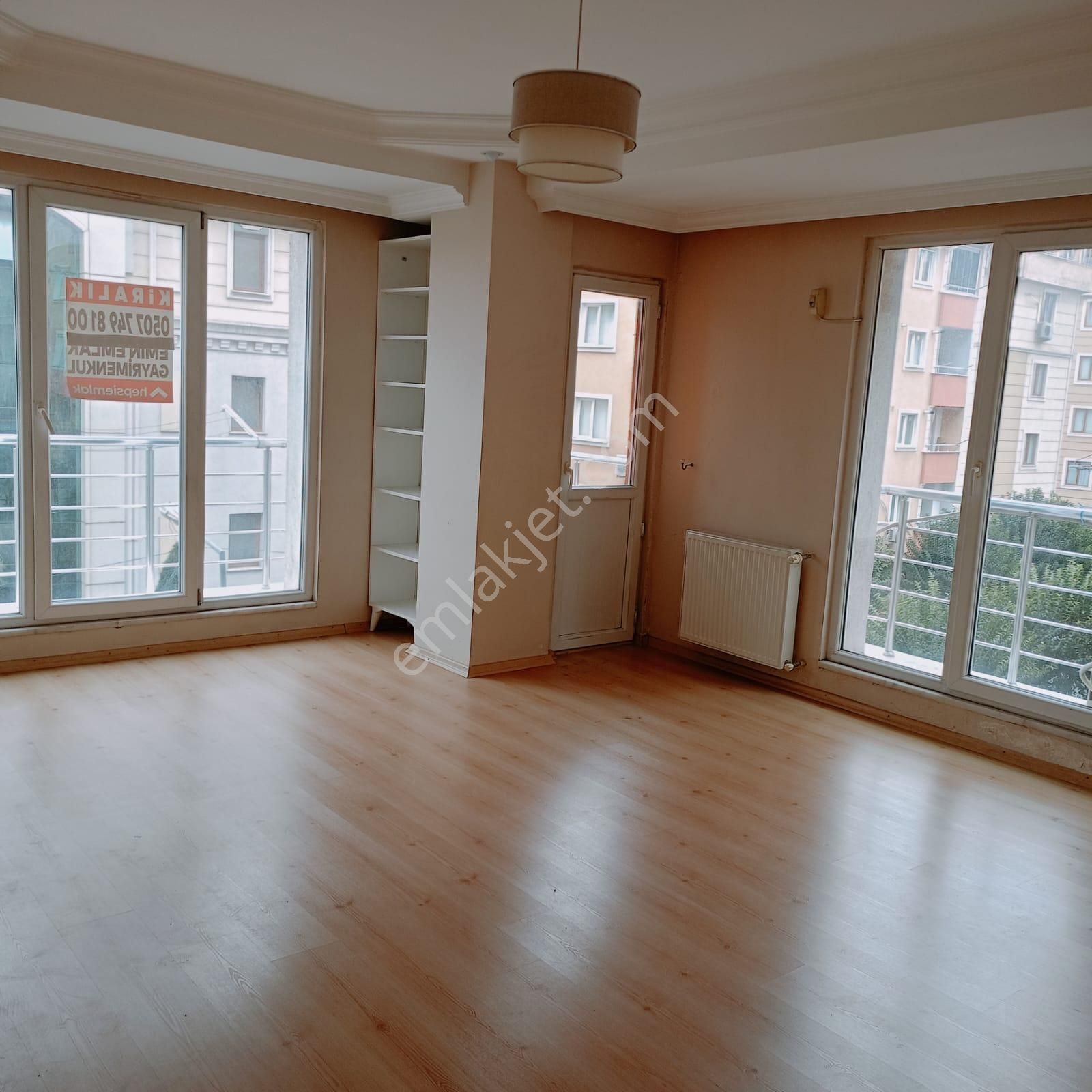 Bahçelievler'de Ferah, Konforlu, Güzel Konumlu 3+1 Satılık Daire - Görsel 3