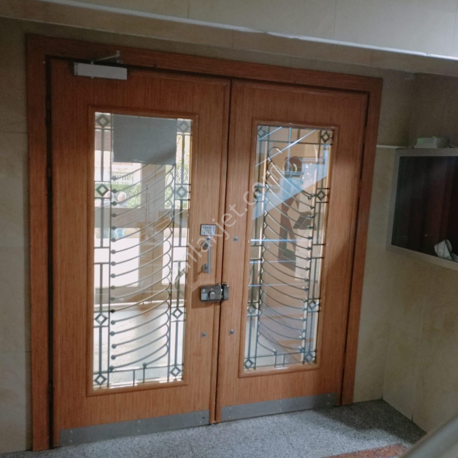 Bahçelievler'de Ferah, Konforlu, Güzel Konumlu 3+1 Satılık Daire - Görsel 19