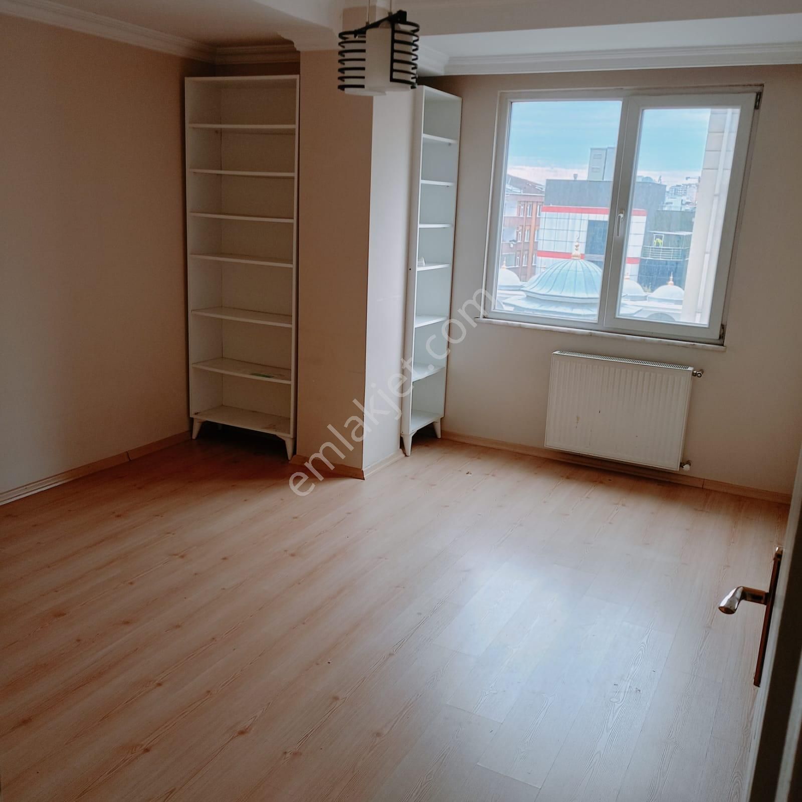 Bahçelievler'de Ferah, Konforlu, Güzel Konumlu 3+1 Satılık Daire - Görsel 5