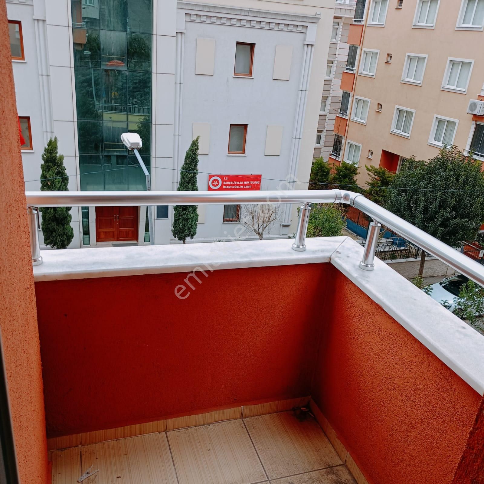 Bahçelievler'de Ferah, Konforlu, Güzel Konumlu 3+1 Satılık Daire - Görsel 16