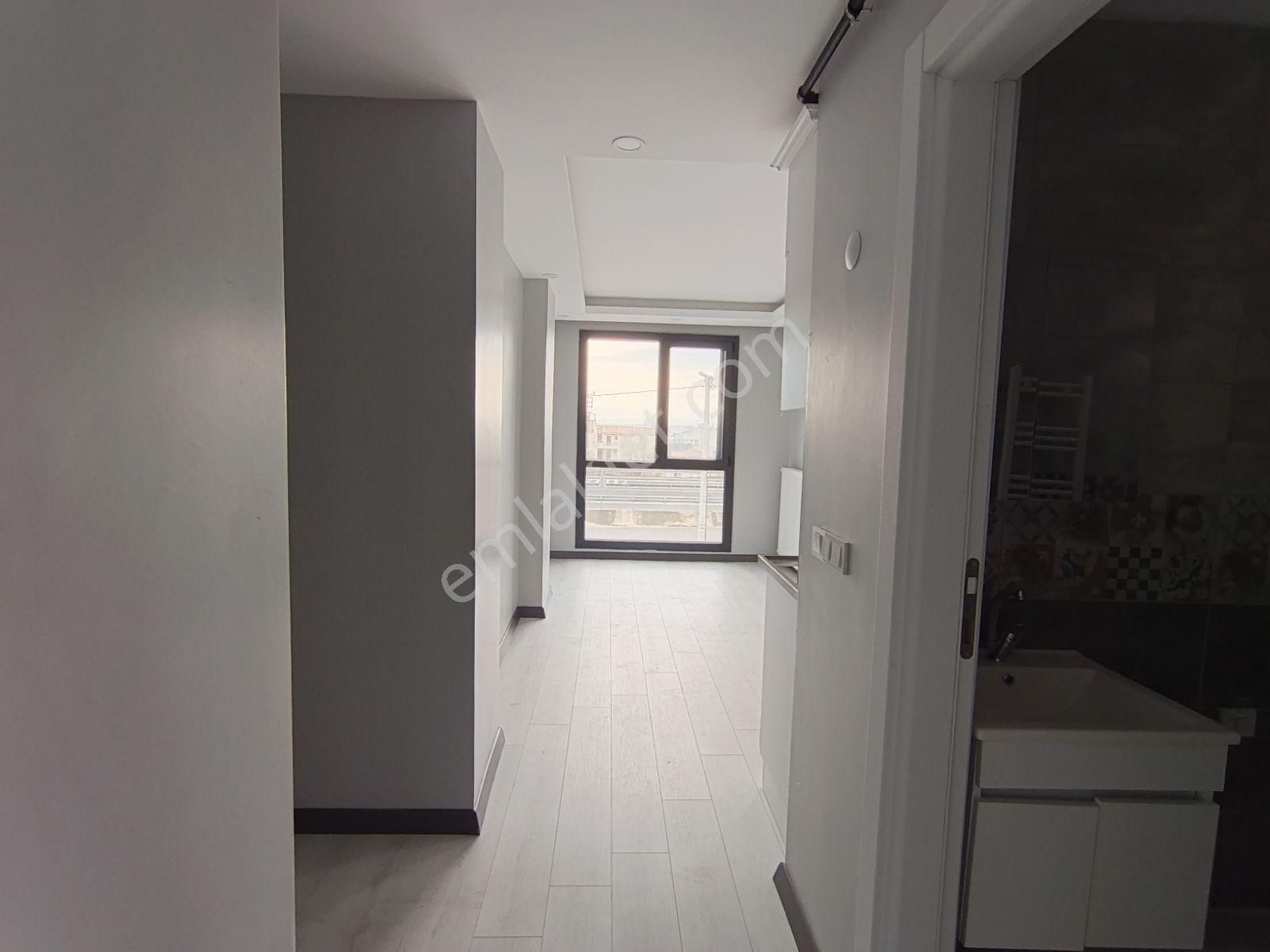 Yeniçiftlikte Denize 100 Metre Mesafede 1+1 Kiralik Daire - Görsel 10