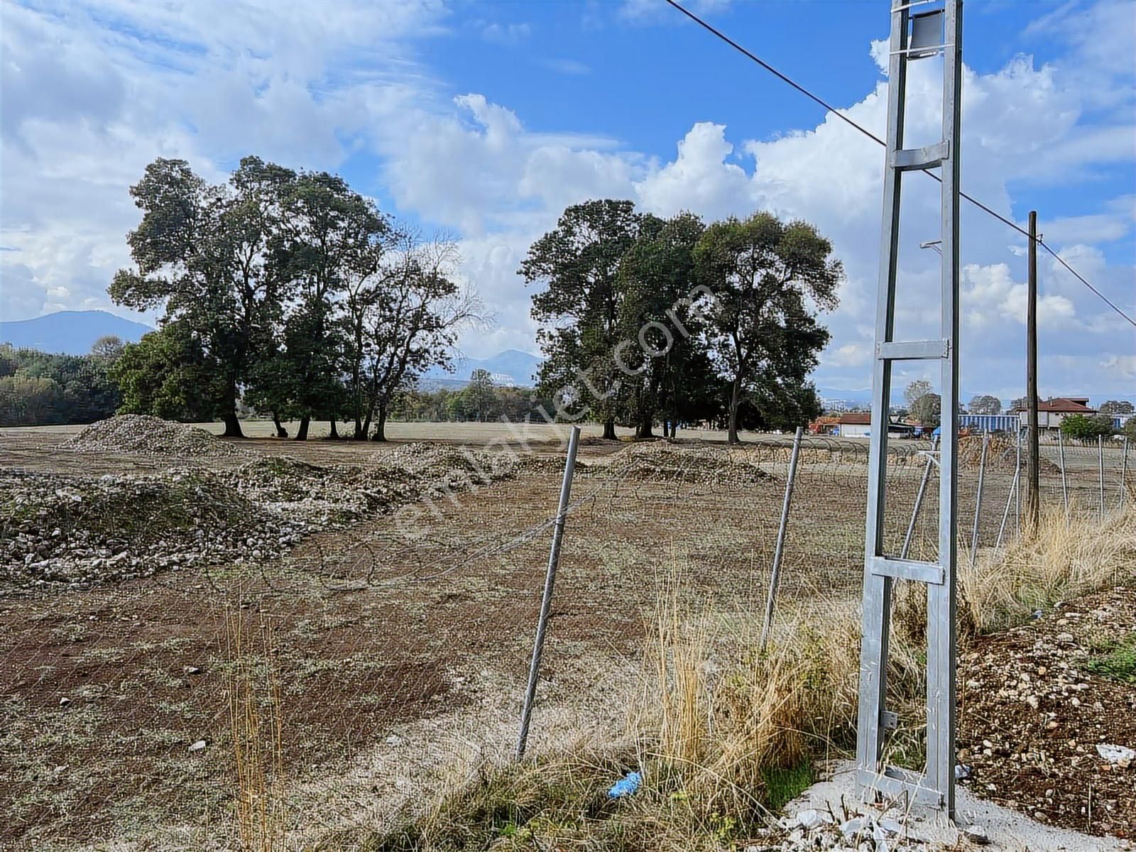 Kartepe Köseköyde Satılık 3.585 M2 Tarla - Görsel 3