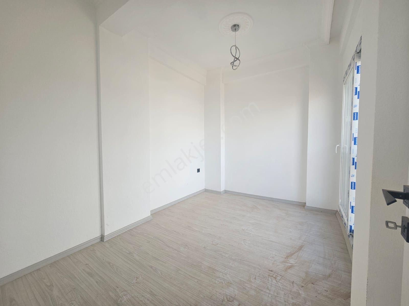 Didim Cumhuriyet Mahallesinde Satılık Sıfır 1+1. Daire - Görsel 4