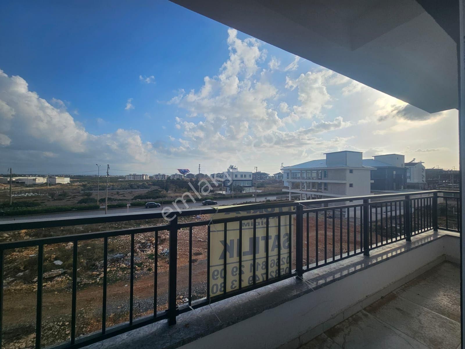 Didim Cumhuriyet Mahallesinde Satılık Sıfır 1+1. Daire - Görsel 3