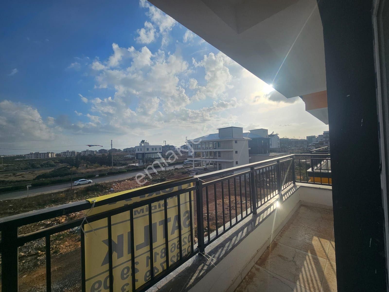 Didim Cumhuriyet Mahallesinde Satılık Sıfır 1+1. Daire - Görsel 13