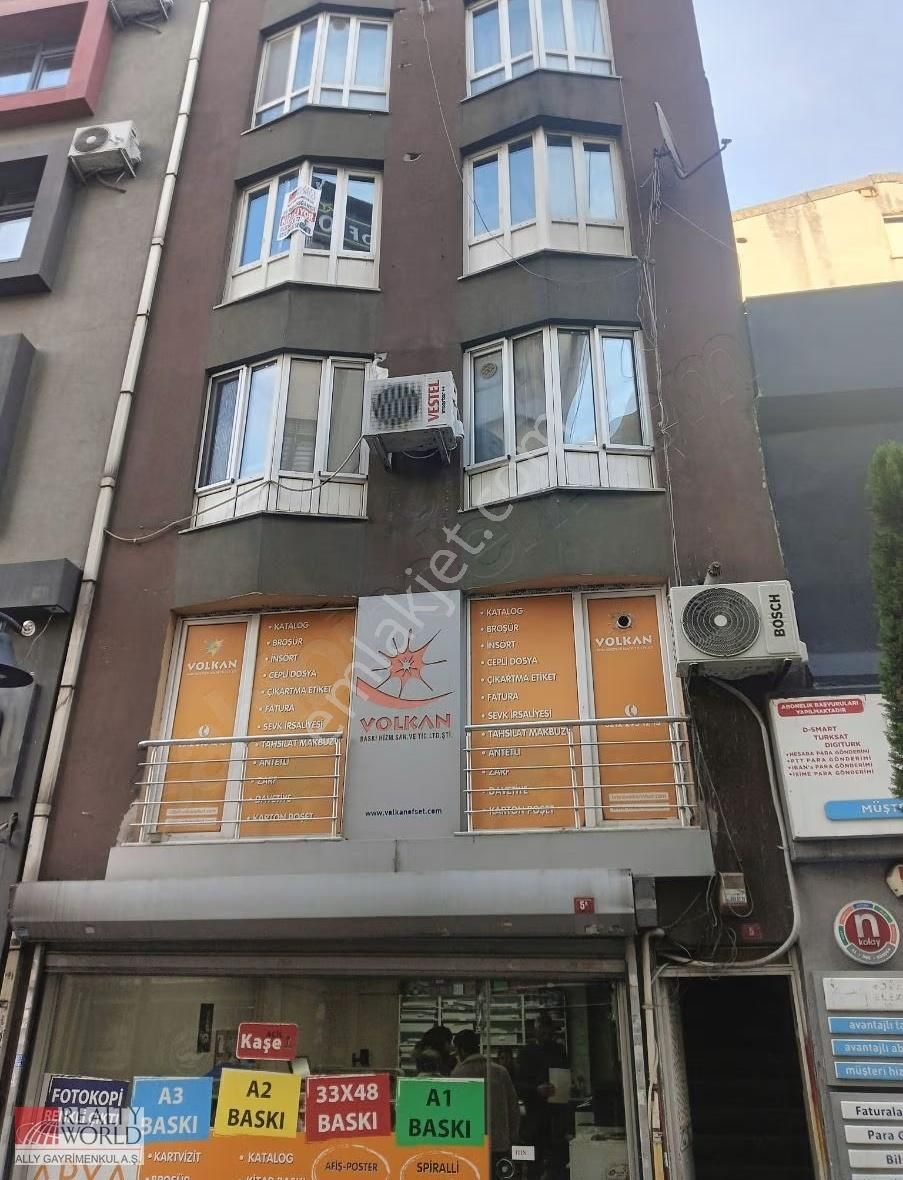 Kağıthane Merkez'de Kiralık 1+1 Ofis&büro