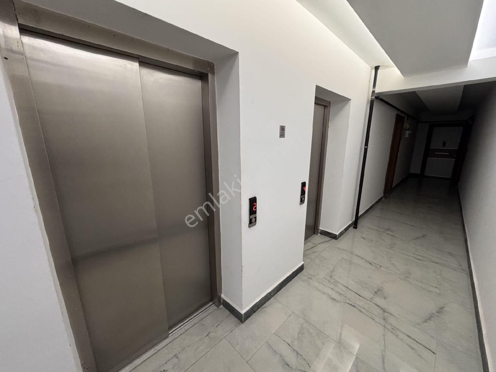 Havuzlu Site İçerisi - Görsel 19