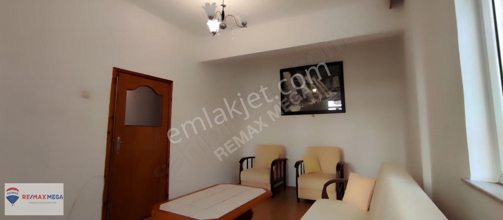 Dokuma Da Cadde Üzeri Kiralık 3+1 Daire - Görsel 11