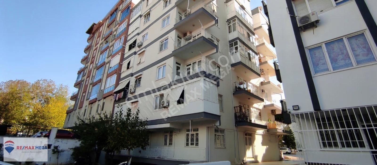 Dokuma Da Cadde Üzeri Kiralık 3+1 Daire