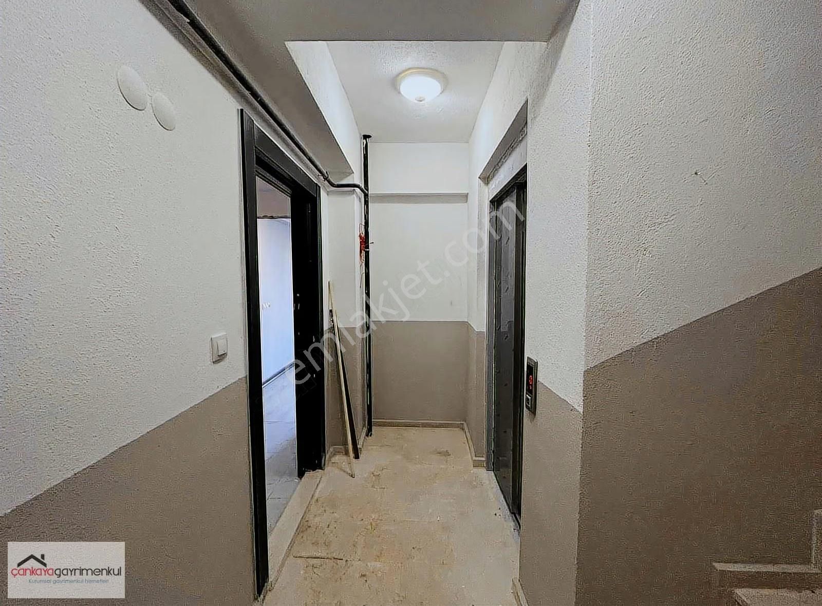 Cebeci'de Emsallerinden Büyük Sıfır Tek Daire Üzeri 2.kat Daire - Görsel 23