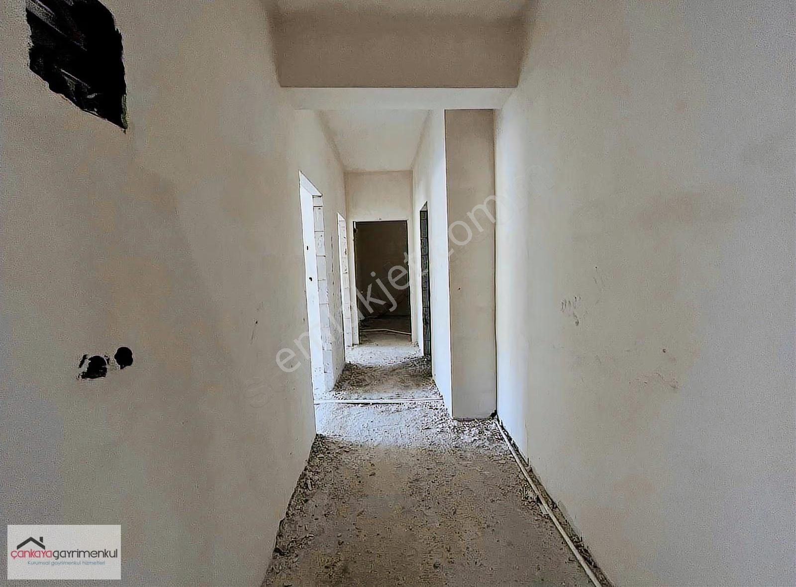 50.yıl Cadde Üstünde 2 Ay İçinde Hazır Sıfır 2+1 Arakat Daire!! - Görsel 3