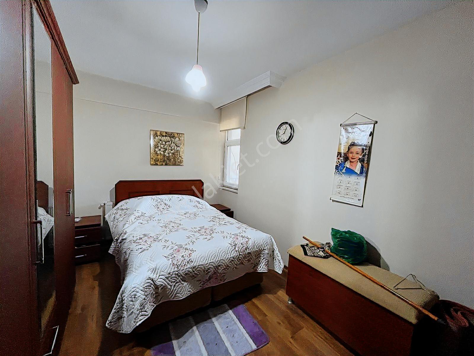 Bafra Büyükcami Mahallesi'nde Satılık Eşyalar Dahil 120 M2 Daire - Görsel 5