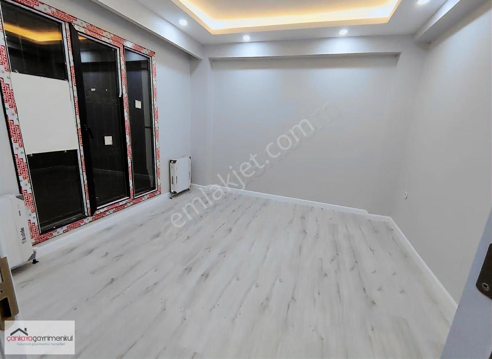 Arnavutköy Sıfır Ters Dubleks Yeni Nesil Tasarım, Geniş Yaşam - Görsel 12