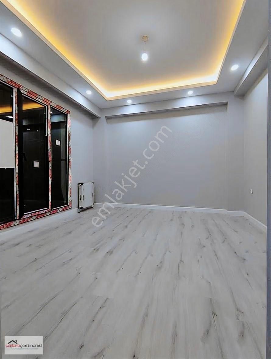 Arnavutköy Sıfır Ters Dubleks Yeni Nesil Tasarım, Geniş Yaşam - Görsel 17