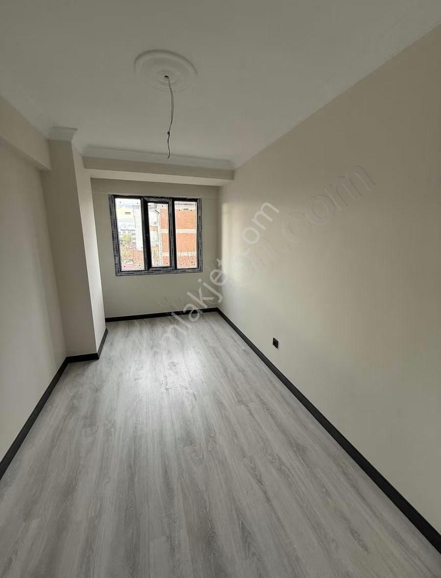 Yorulmaz Gayrimenkulde - Görsel 2