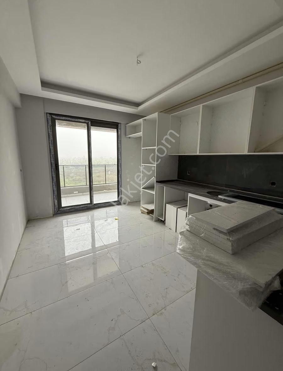 Yorulmaz Gayrimenkulde Reşatbeyde 3+1 - Görsel 3