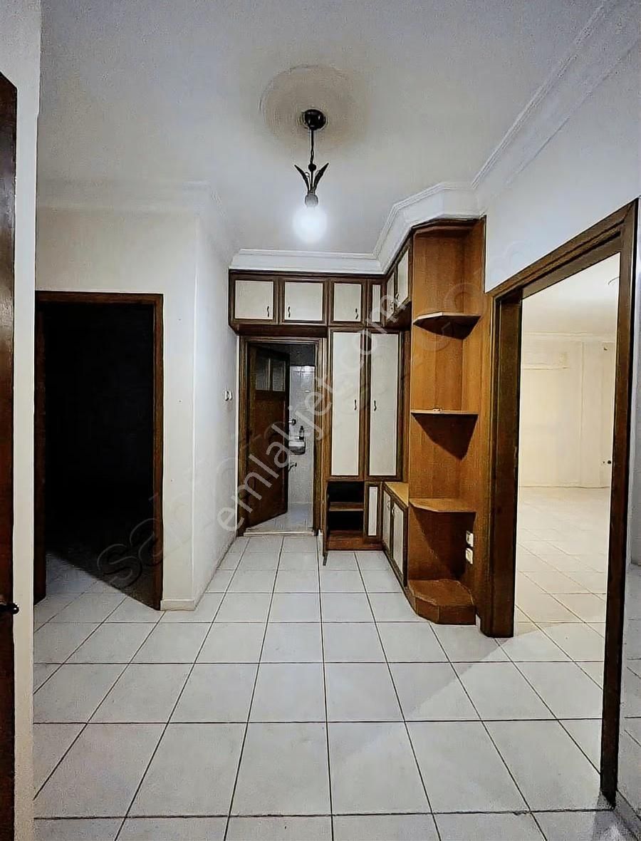 Yeşilyurt Salı Pazarı Civarı Müstakil 2+1 - Görsel 7