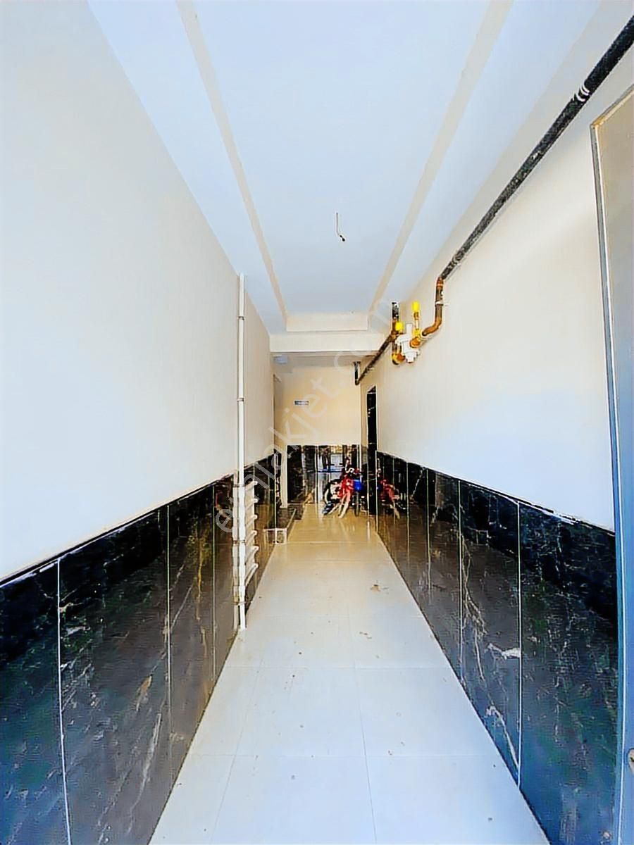Dairemiz 3.kattadır Merkeze Denize Yürüme Mesafesinde 1+1 Daire - Görsel 12