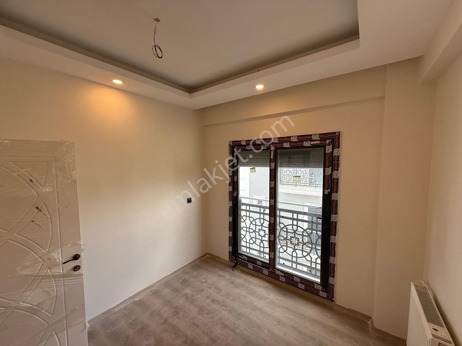 Sıfır Ara Kat Daire Havuzlu Site - Görsel 24