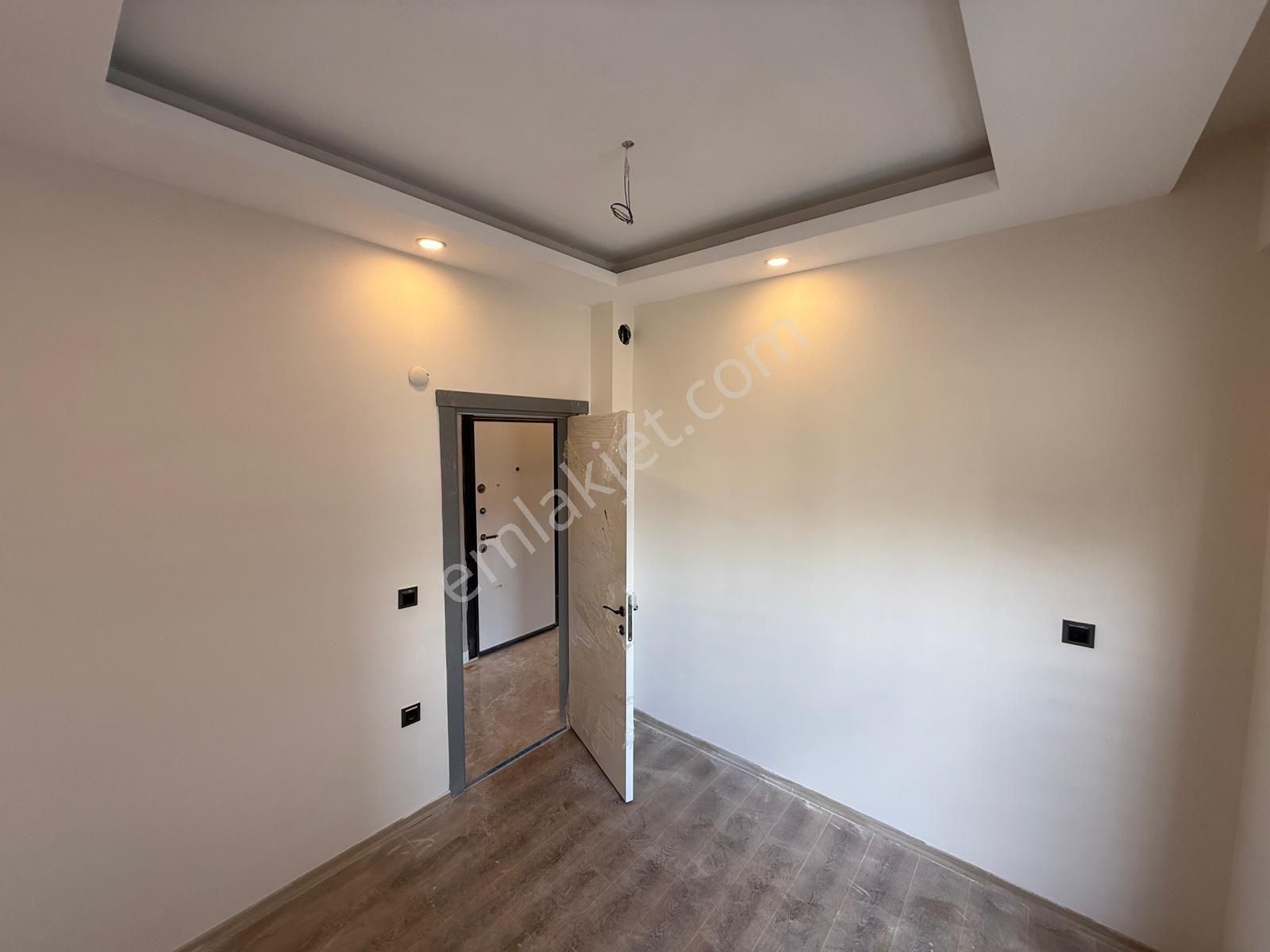 Sıfır Ara Kat Daire Havuzlu Site - Görsel 19