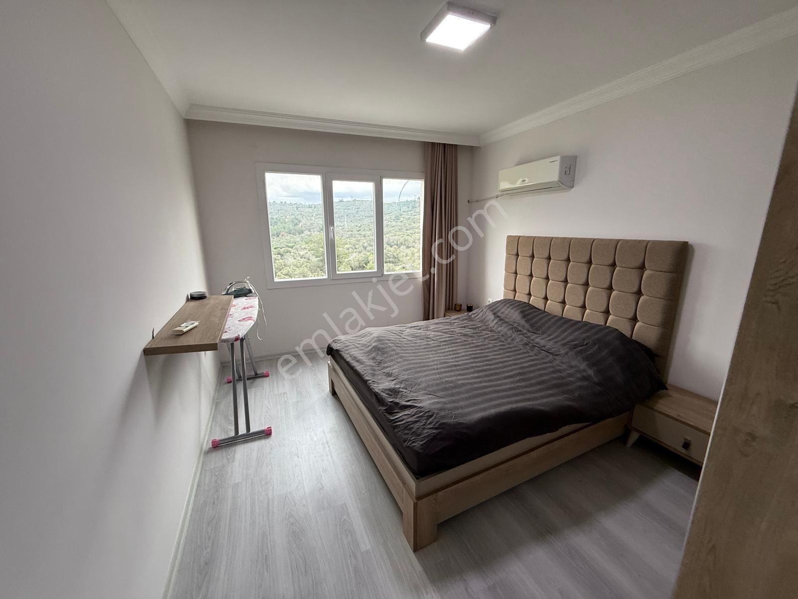 Kuşadası Havuzlu Site Eşyalı Arakat Satılık 3+1 Lux Daire - Görsel 13