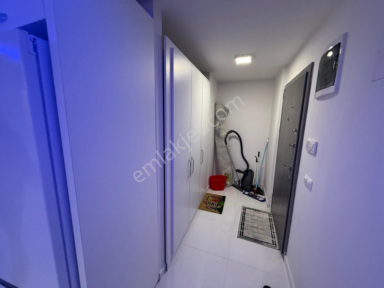 Kuşadası Havuzlu Site Eşyalı Arakat Satılık 3+1 Lux Daire - Görsel 21