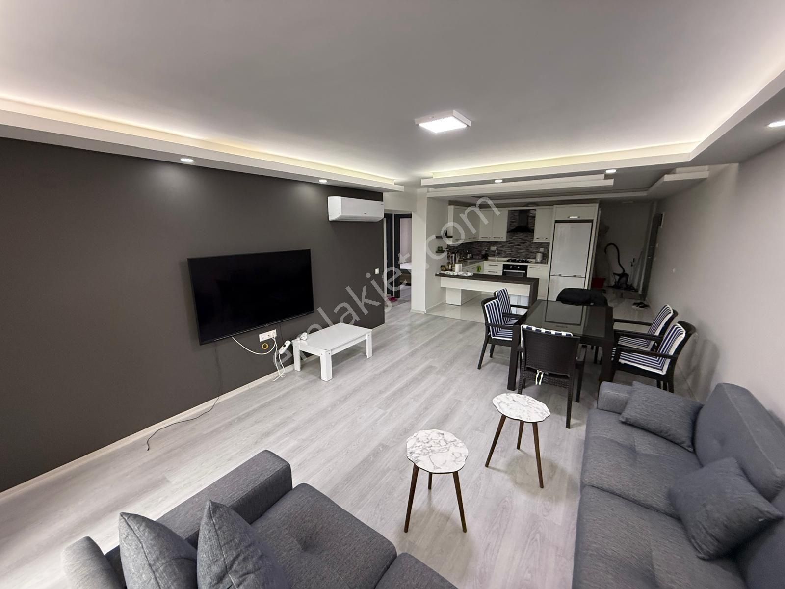 Kuşadası Havuzlu Site Eşyalı Arakat Satılık 3+1 Lux Daire - Görsel 10