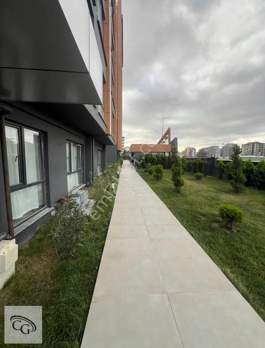 Hürriyet Mahallesinde Lusso Rezidansta 1+1 Kiralık Daire - Görsel 16