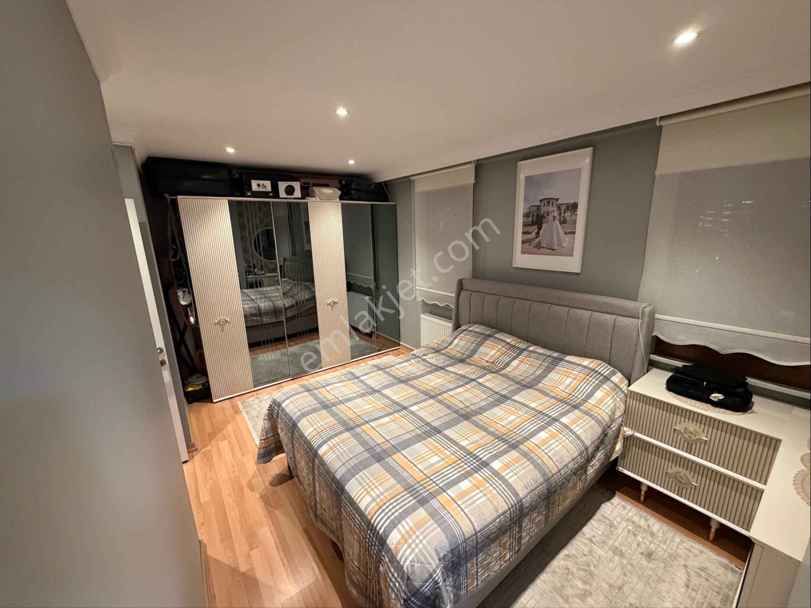 Finans Merkezine Komşu İki Bloklu Siteside 2+1 Satılık - Görsel 15