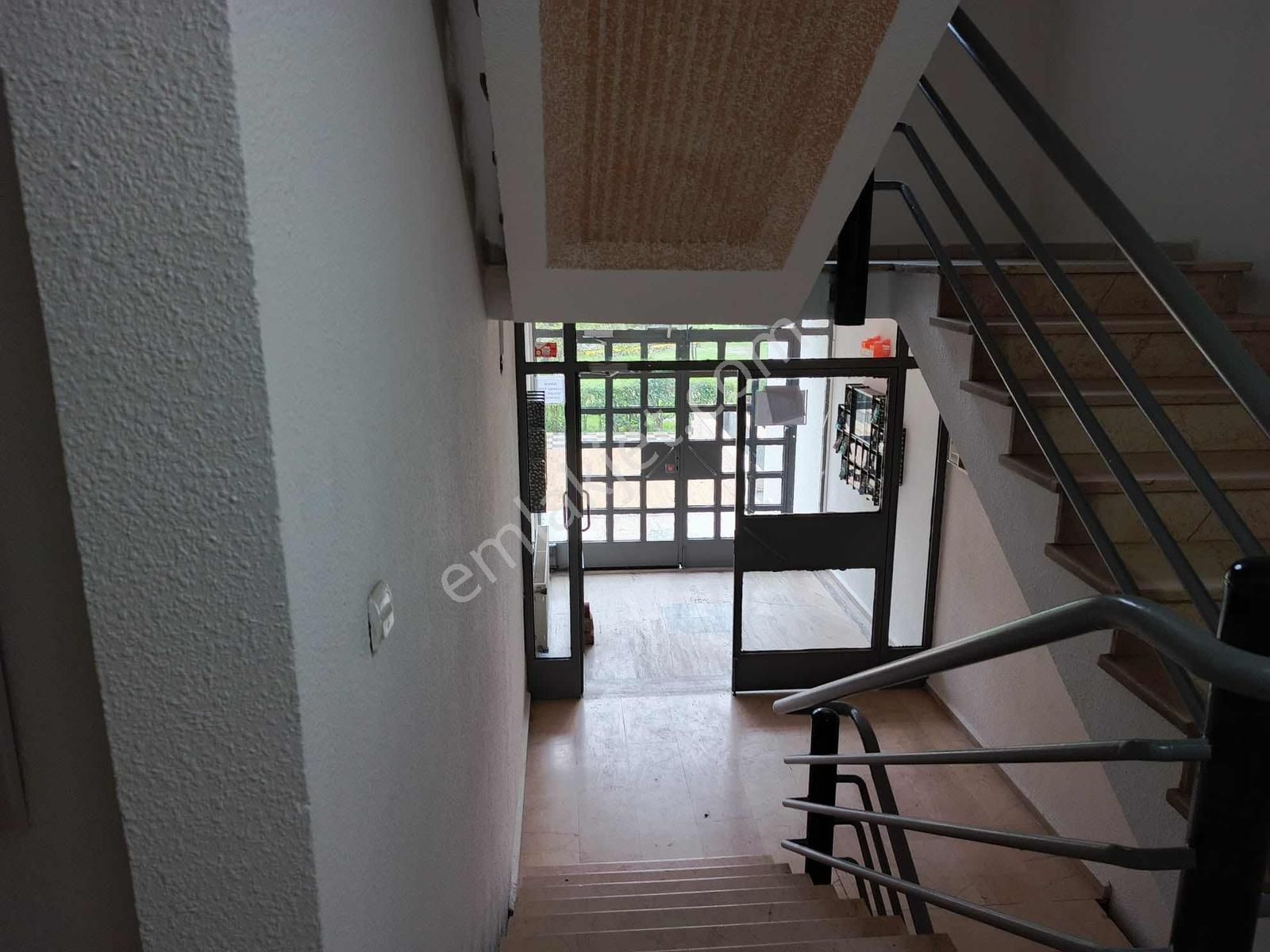 Site İçinde Eşyalı 1+1 , Cam Balkonlu - Görsel 7