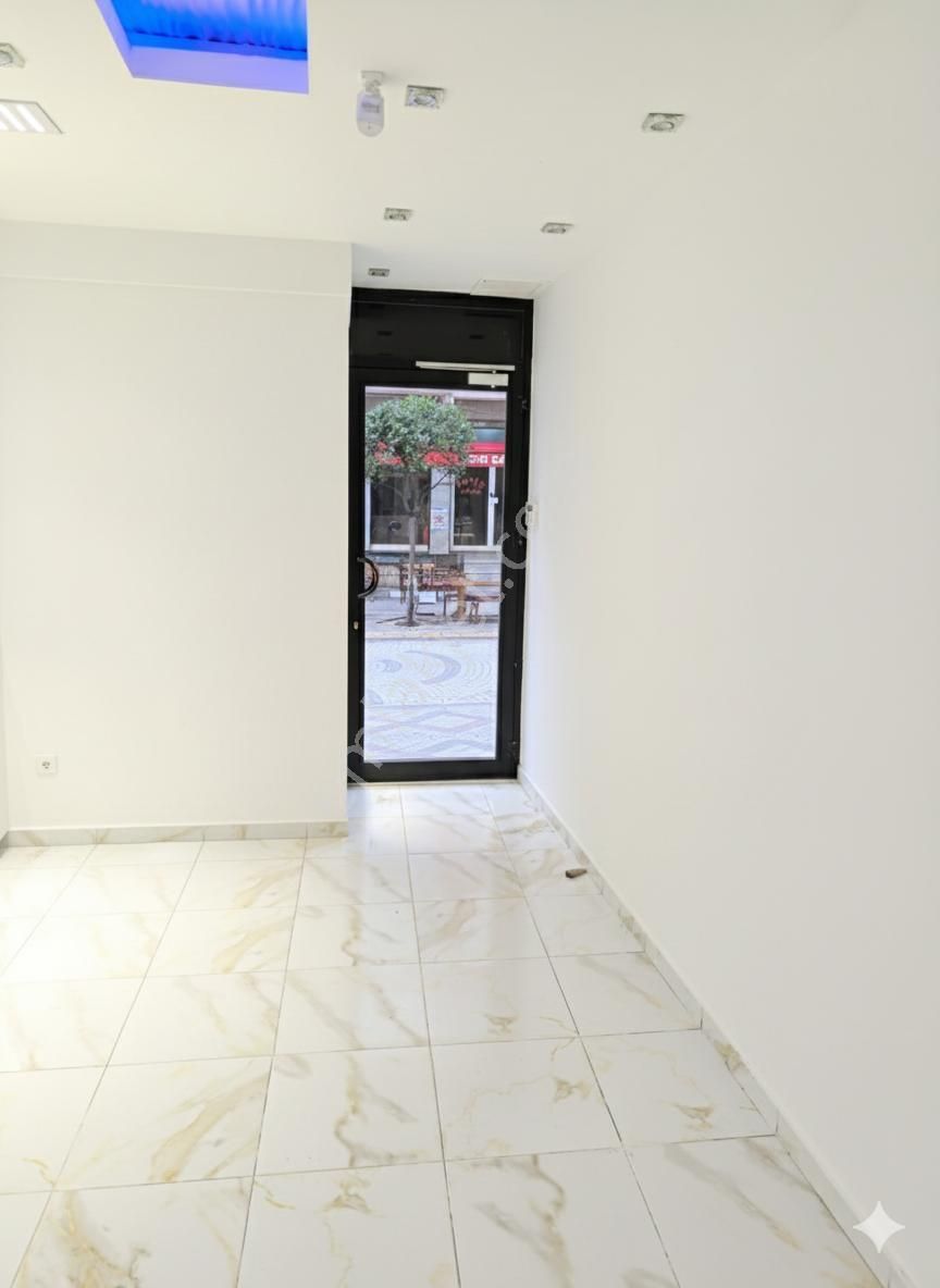 Fatih Mahallesi Pazar Caddesi Yürüyüş Yolunda Köşe Dükkan - Görsel 7