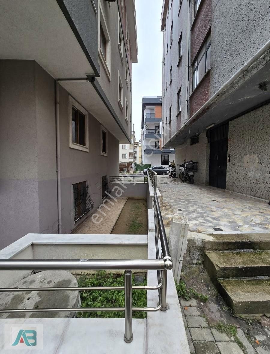 Üsküdar Kısıklı Çamlıcada Metroya Yakın 2+1 Daire - Görsel 17