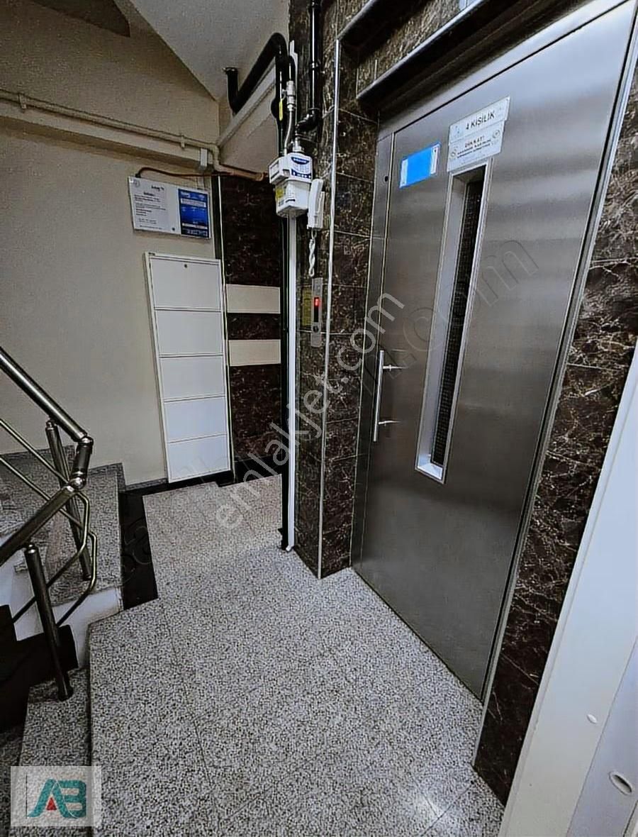 Üsküdar Kısıklı Çamlıcada Metroya Yakın 2+1 Daire - Görsel 25