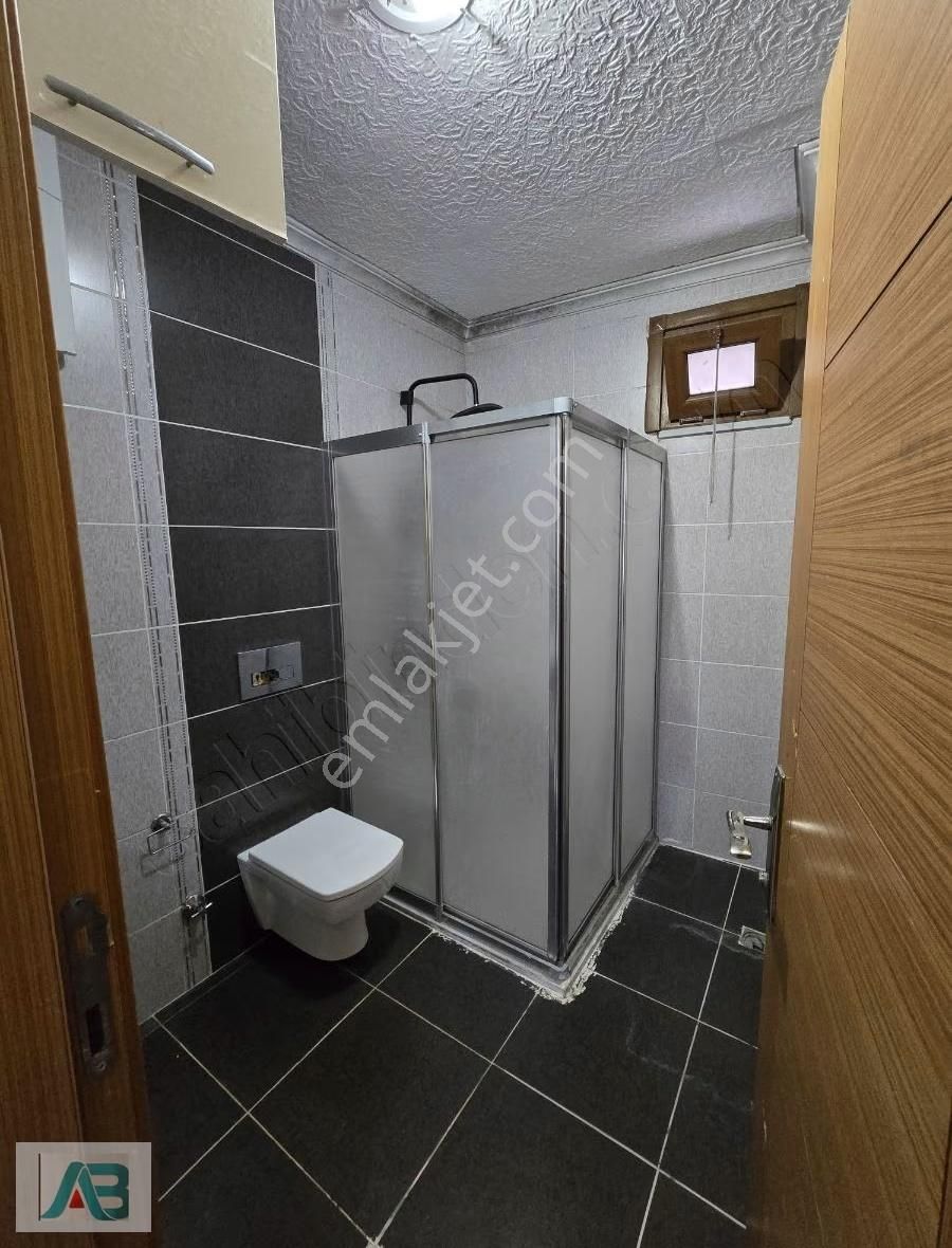 Üsküdar Kısıklı Çamlıcada Metroya Yakın 2+1 Daire - Görsel 5