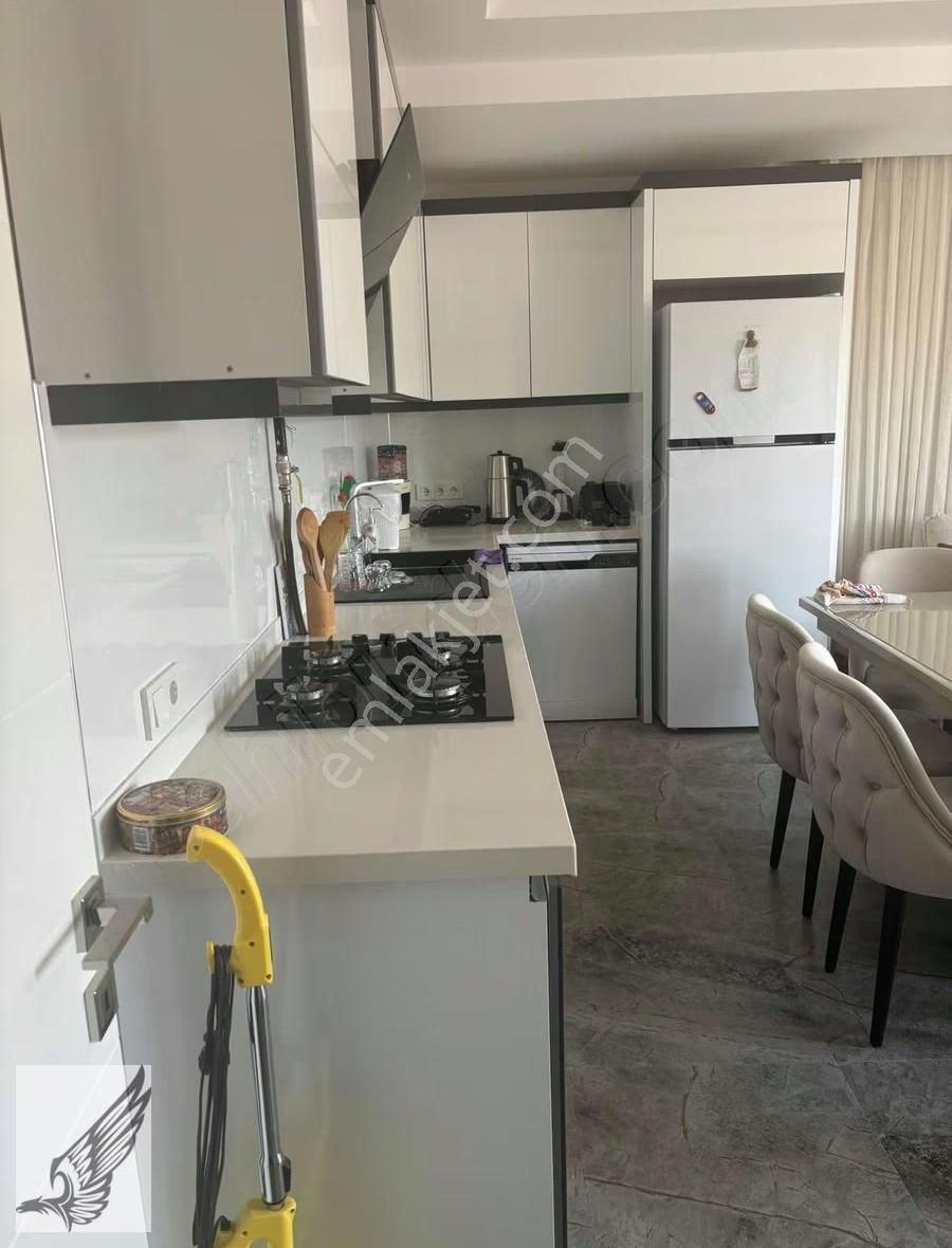 Camikebir Mahallesi Havuzlu Sitede Arakat 2+1 Daire - Görsel 3