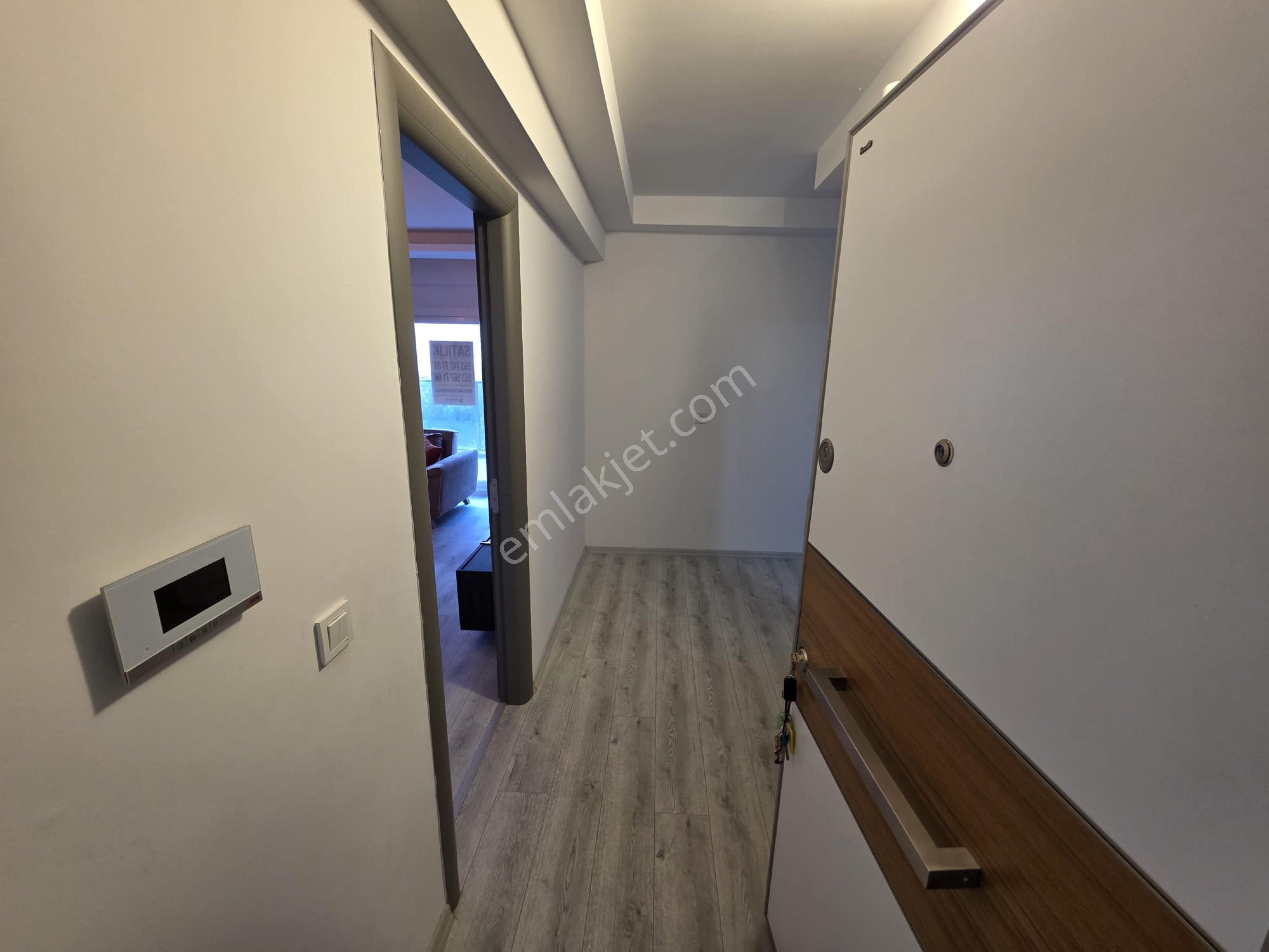 Kuşafası Kirazlı Yolu Üstü 2+1 Arakat Daire - Görsel 33