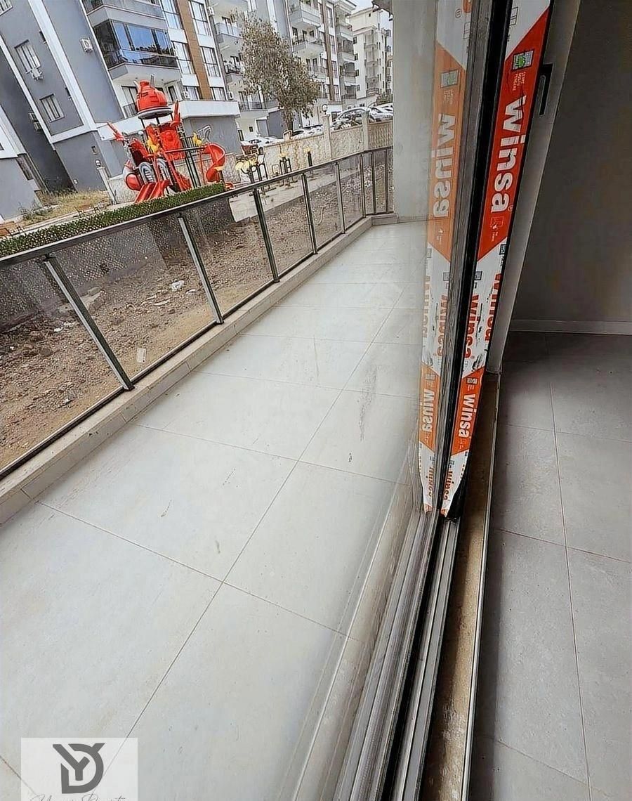 Yeni Şafak Havuzlu Site İçerisinde Satilik 3+1