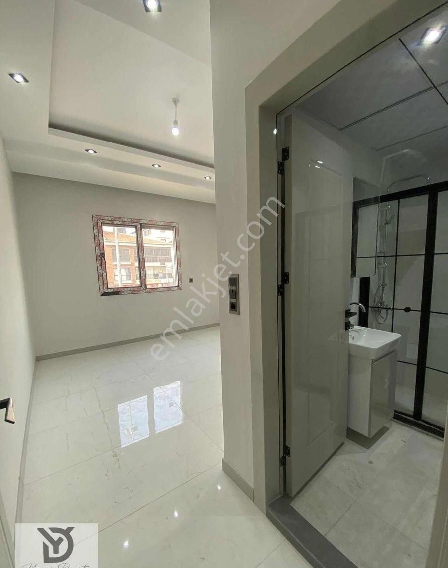 Naz Bayrak'ta Satılık Panjurlu Ultra Lüks 2+1 Daireler - Görsel 15