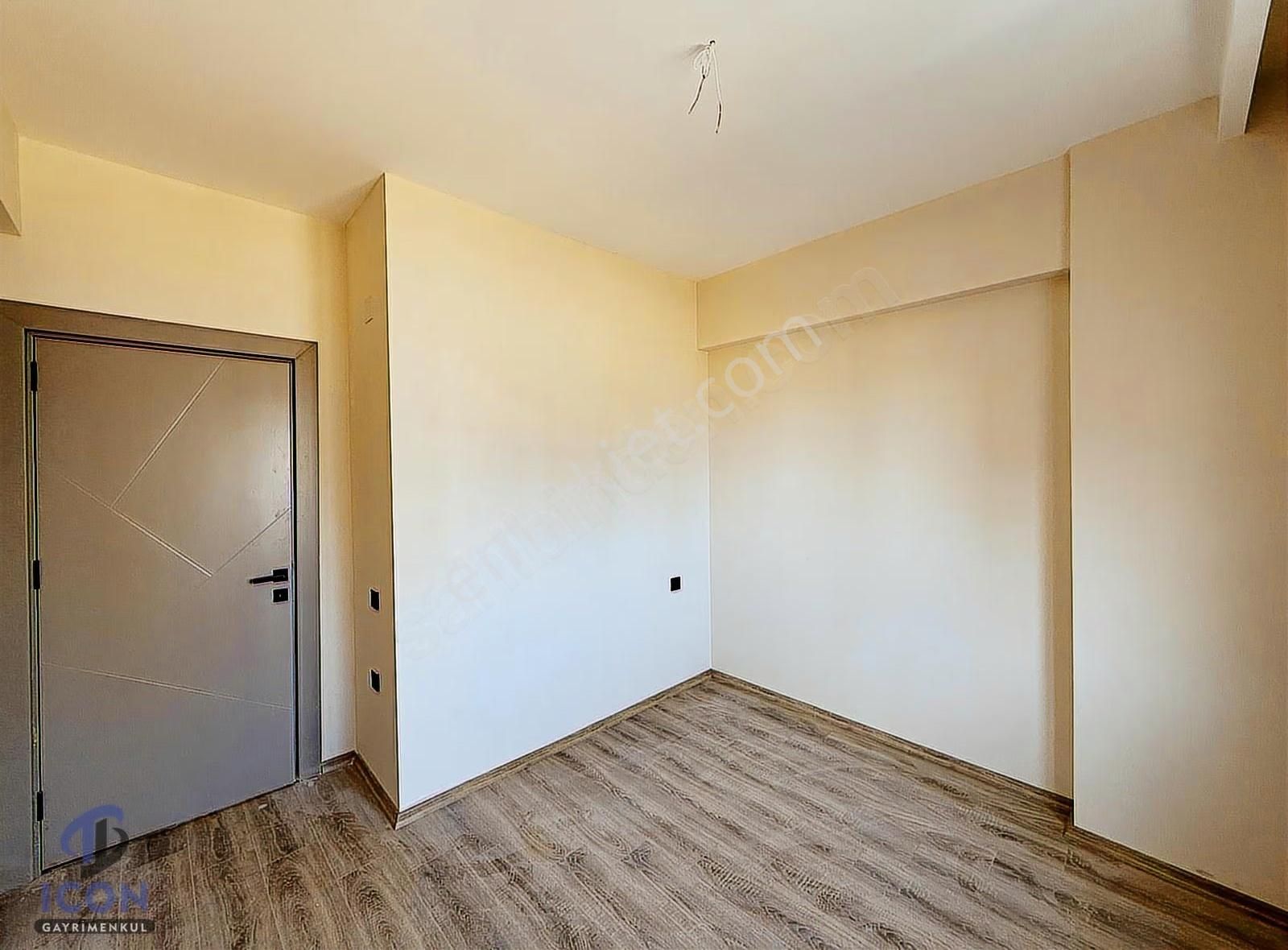 Icon'dan 75.yıl Mah'de Merkezi Konum Havuzlu Şık 2+1 - Görsel 28